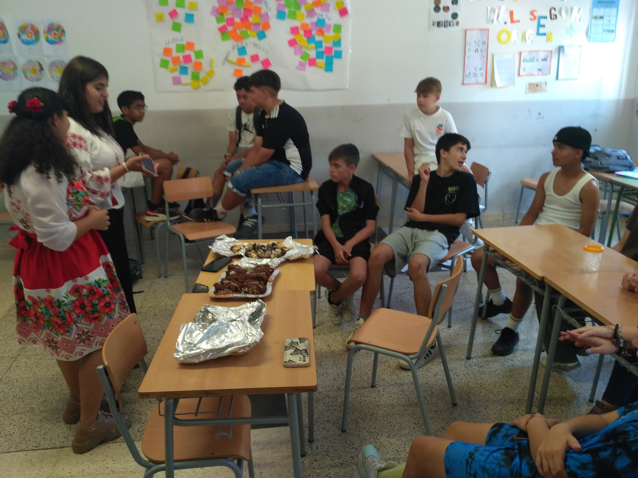Exposició internacional Aula d'Acollida Raisa i Roxana: Cuina Rumanesa