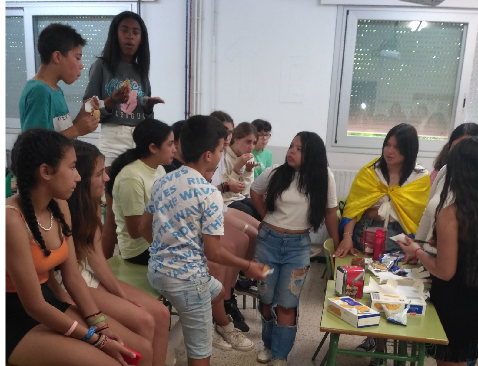 Exposició internacional Aula d'Acollida Isabella Márquez, Ximena , Antonella: Cuina Colombiana